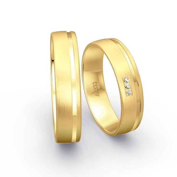 Trauringe Gelbgold 333 mit 0.015 ct. Brillanten GR15326
