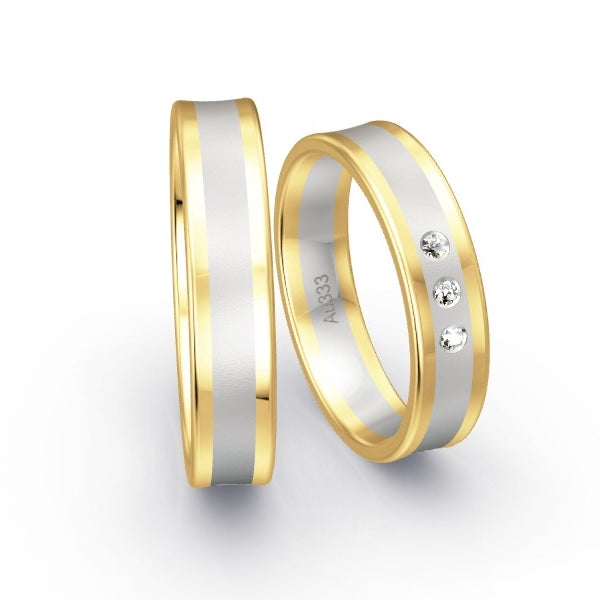 Trauringe Gelbgold 333 / Weissgold 333 mit 0.045 ct. Brillanten GR15701